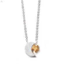 Collar de mujer con encanto de acero inoxidable Crescent Moon